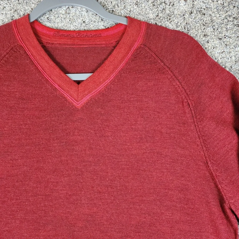 Tommy Bahama Sweater Mens Small V-Neck Extrafine Merino Wool Red Excellent